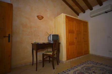 Villa Lu Rotu Sant'Antonio di Gallura 0*,